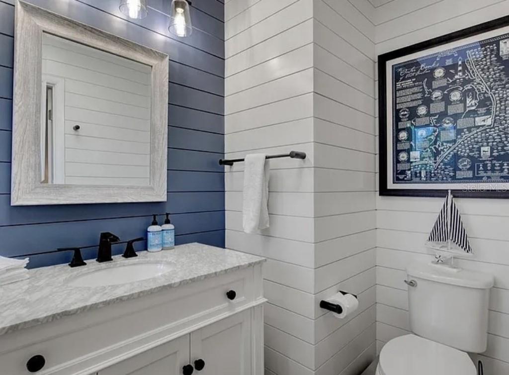 1926 HARBOURSIDE DR #1302, LONGBOAT KEY, FL — photo 18