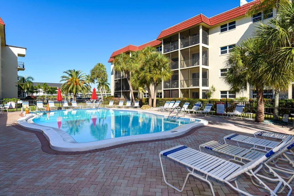 925 BEACH RD #310, SARASOTA, FL — photo 2