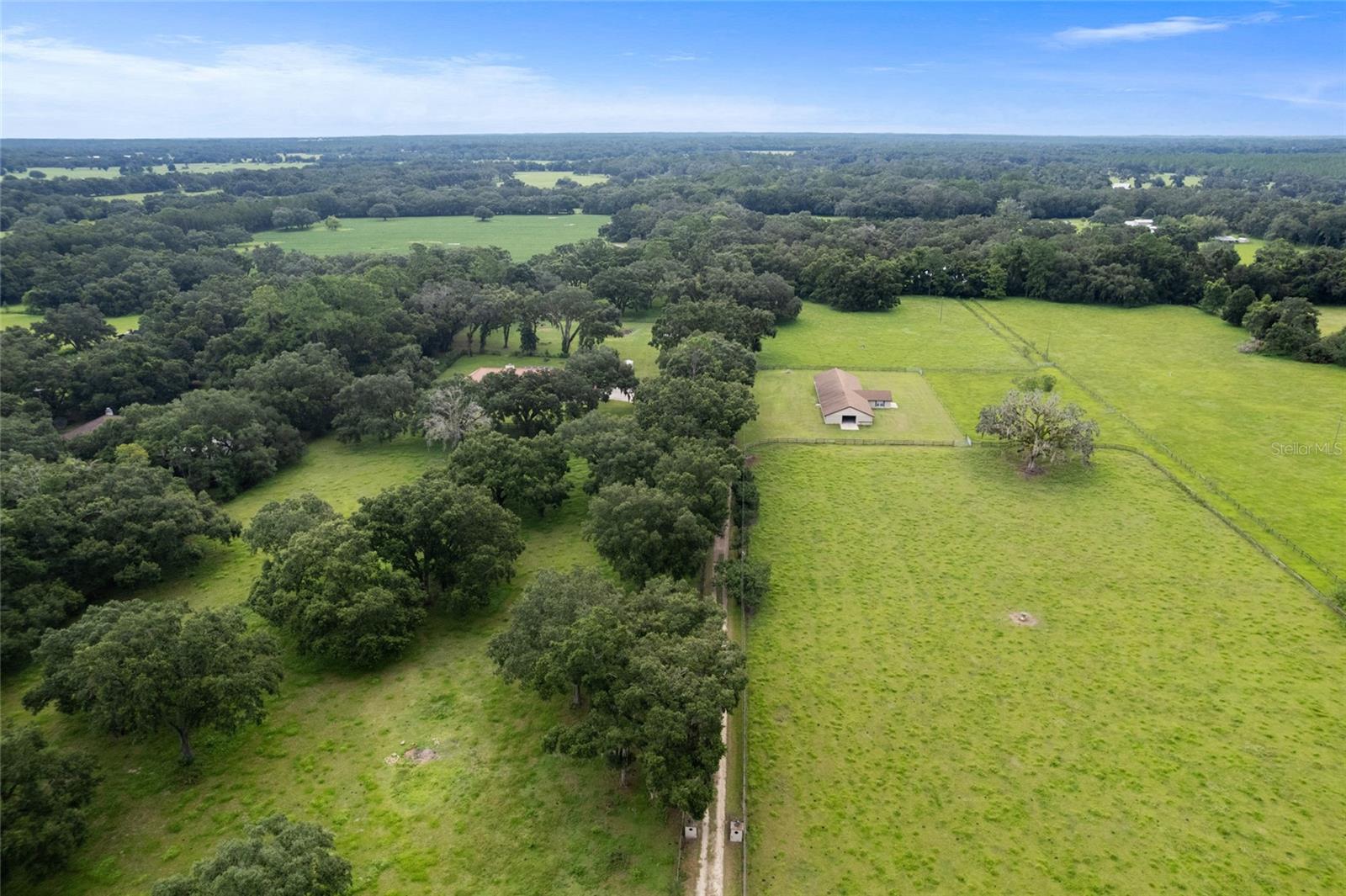 553 NE 205TH AVE, WILLISTON, FL — photo 48