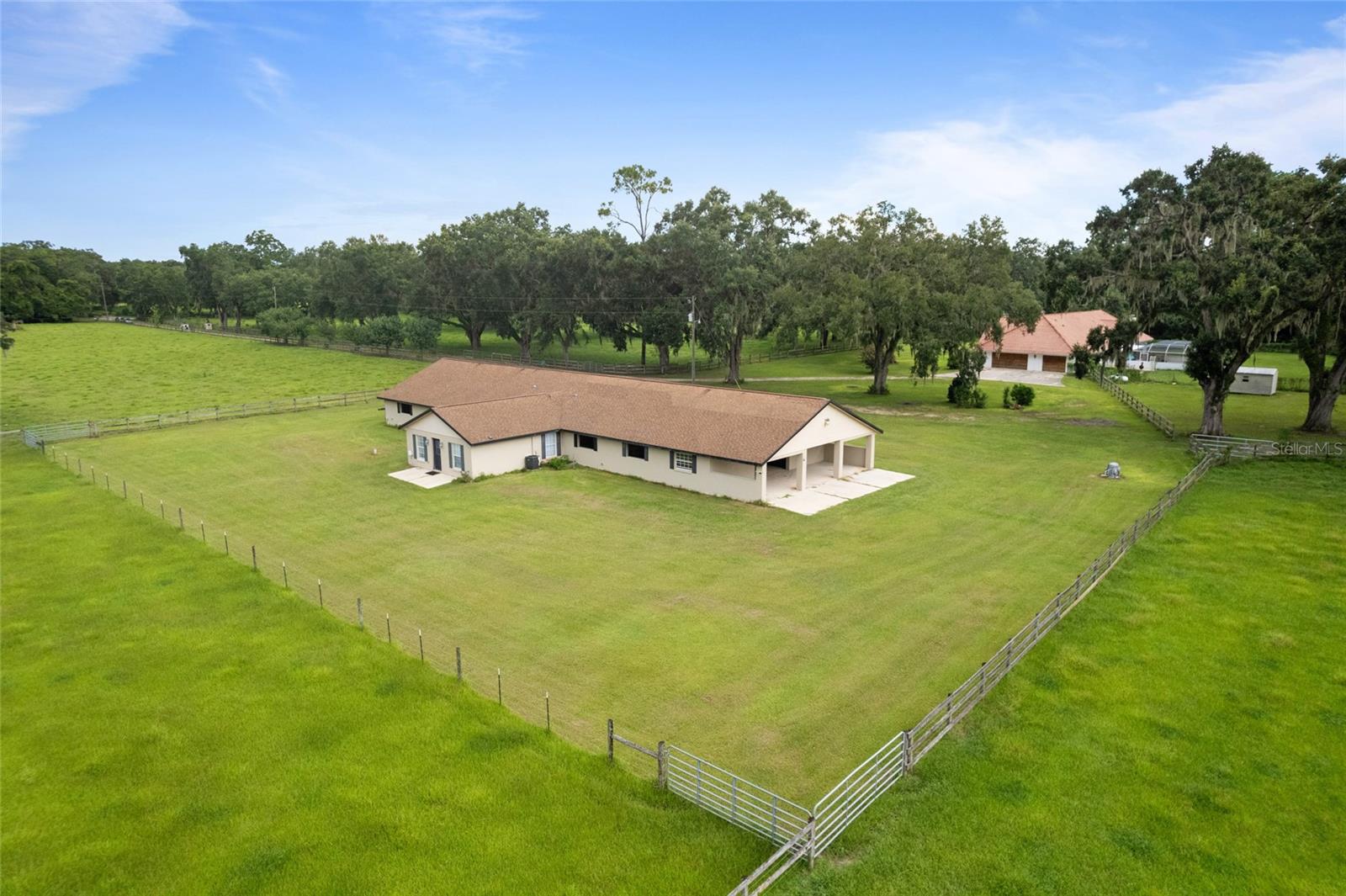 553 NE 205TH AVE, WILLISTON, FL — photo 35