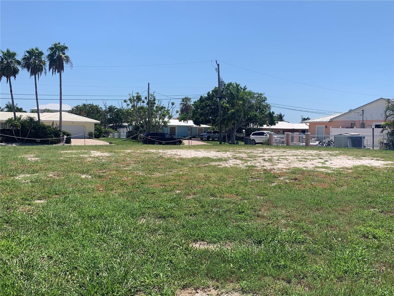 538 67TH ST, HOLMES BEACH, FL — photo 5