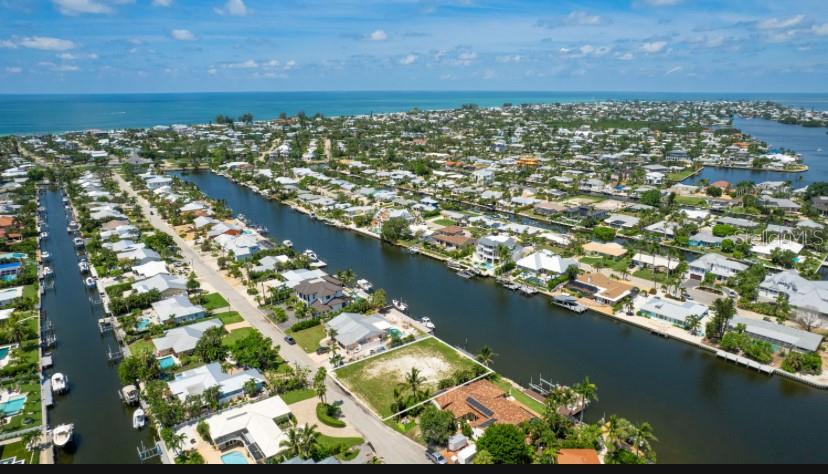 538 67TH ST, HOLMES BEACH, FL — photo 31
