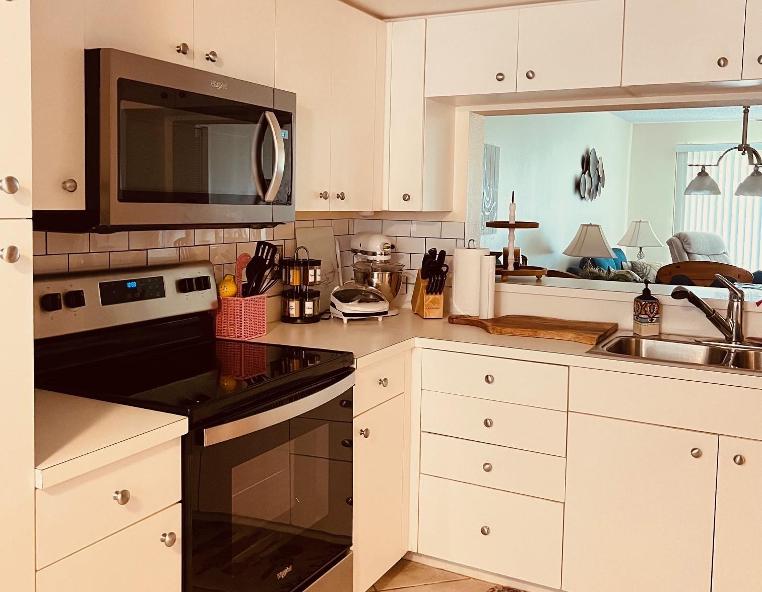9330 CLUBSIDE CIR #3209, SARASOTA, FL — photo 3