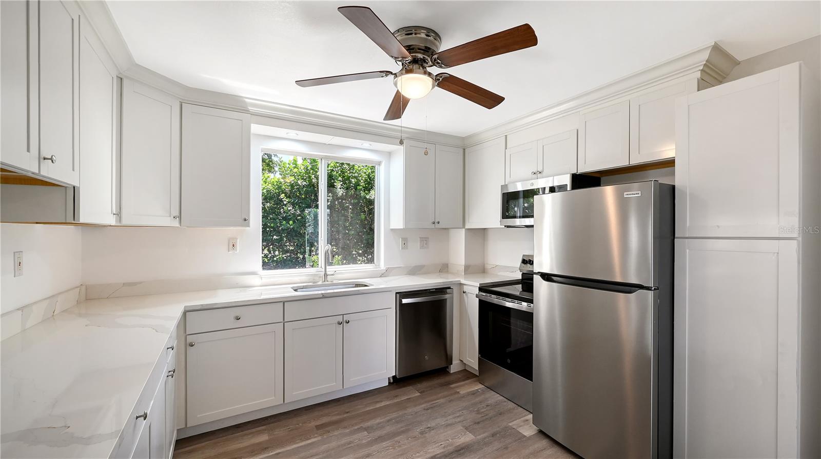 771 JOHN RINGLING BLVD #7, SARASOTA, FL — photo 10