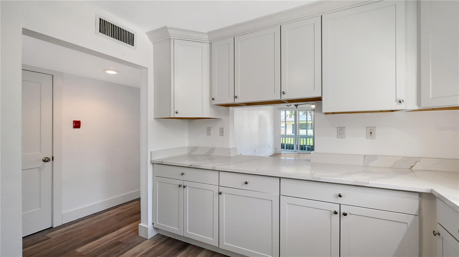 771 JOHN RINGLING BLVD #7, SARASOTA, FL — photo 12