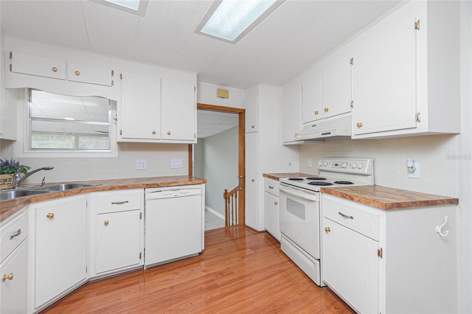 18 S DE LAS PALMAS ST, ENGLEWOOD, FL — photo 13