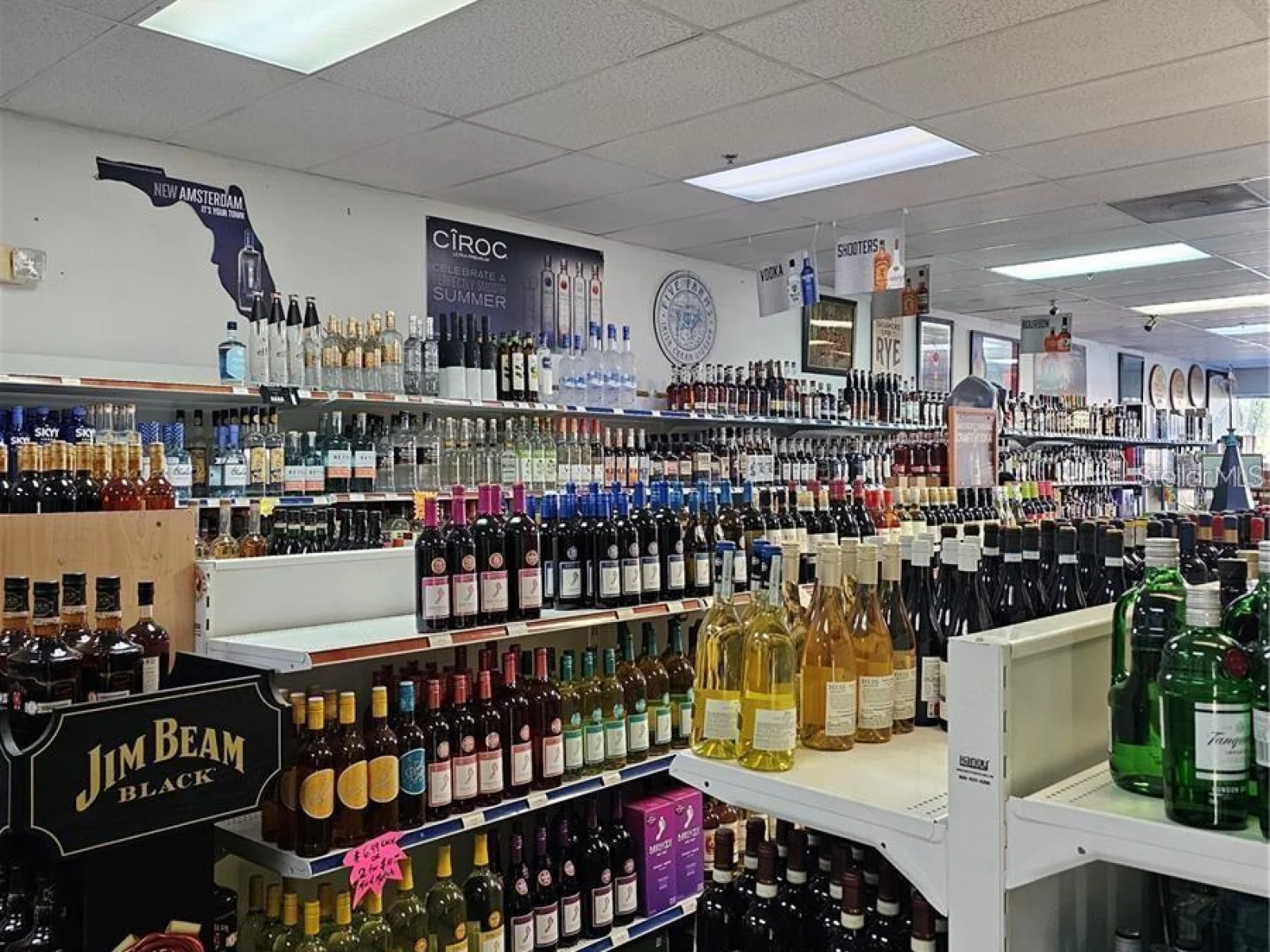 # CONFIDENTIAL, OVIEDO, FL — photo 4