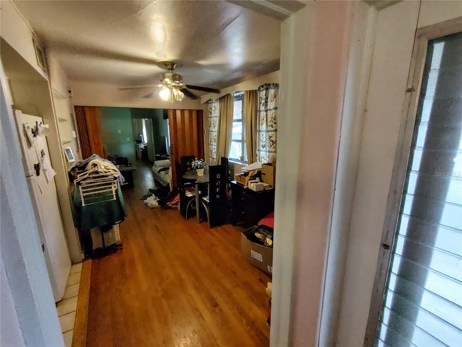 995 W 11TH AVE, MOUNT DORA, FL — photo 52