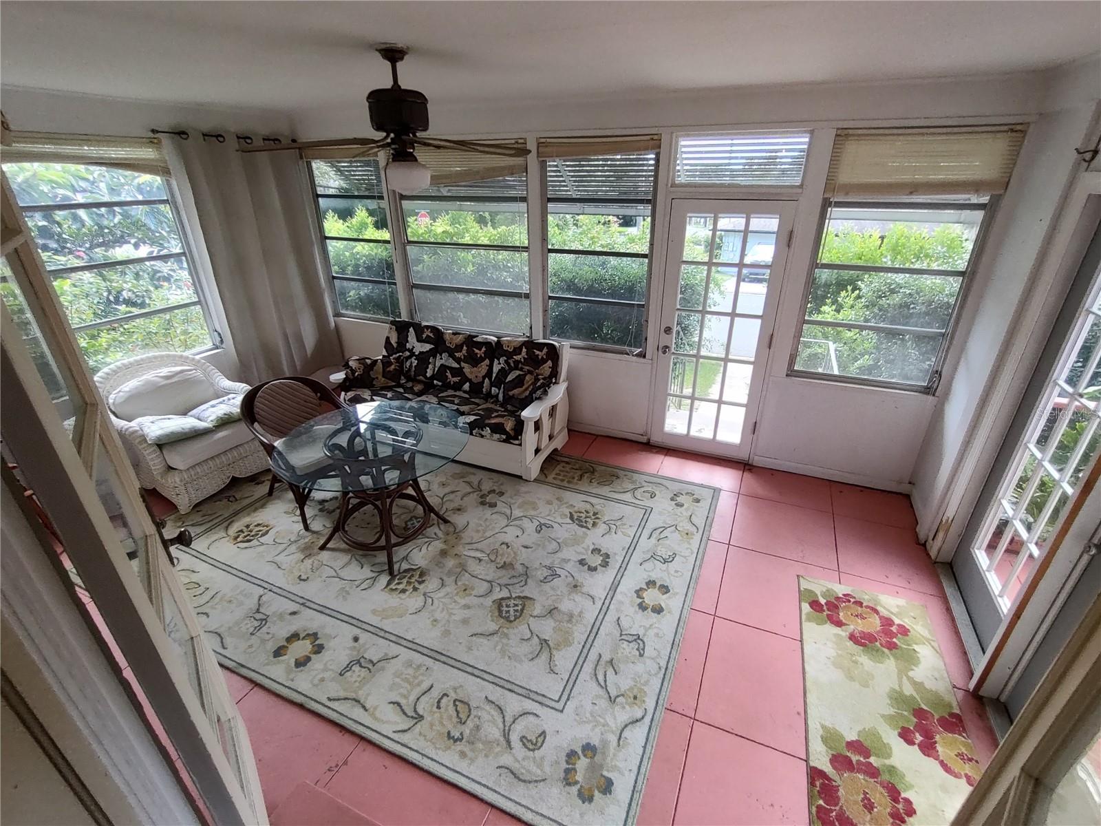 995 W 11TH AVE, MOUNT DORA, FL — photo 31
