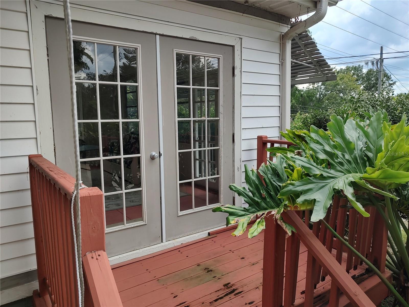 995 W 11TH AVE, MOUNT DORA, FL — photo 88