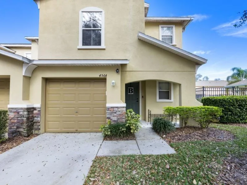4564 LIMERICK DR, TAMPA, FL