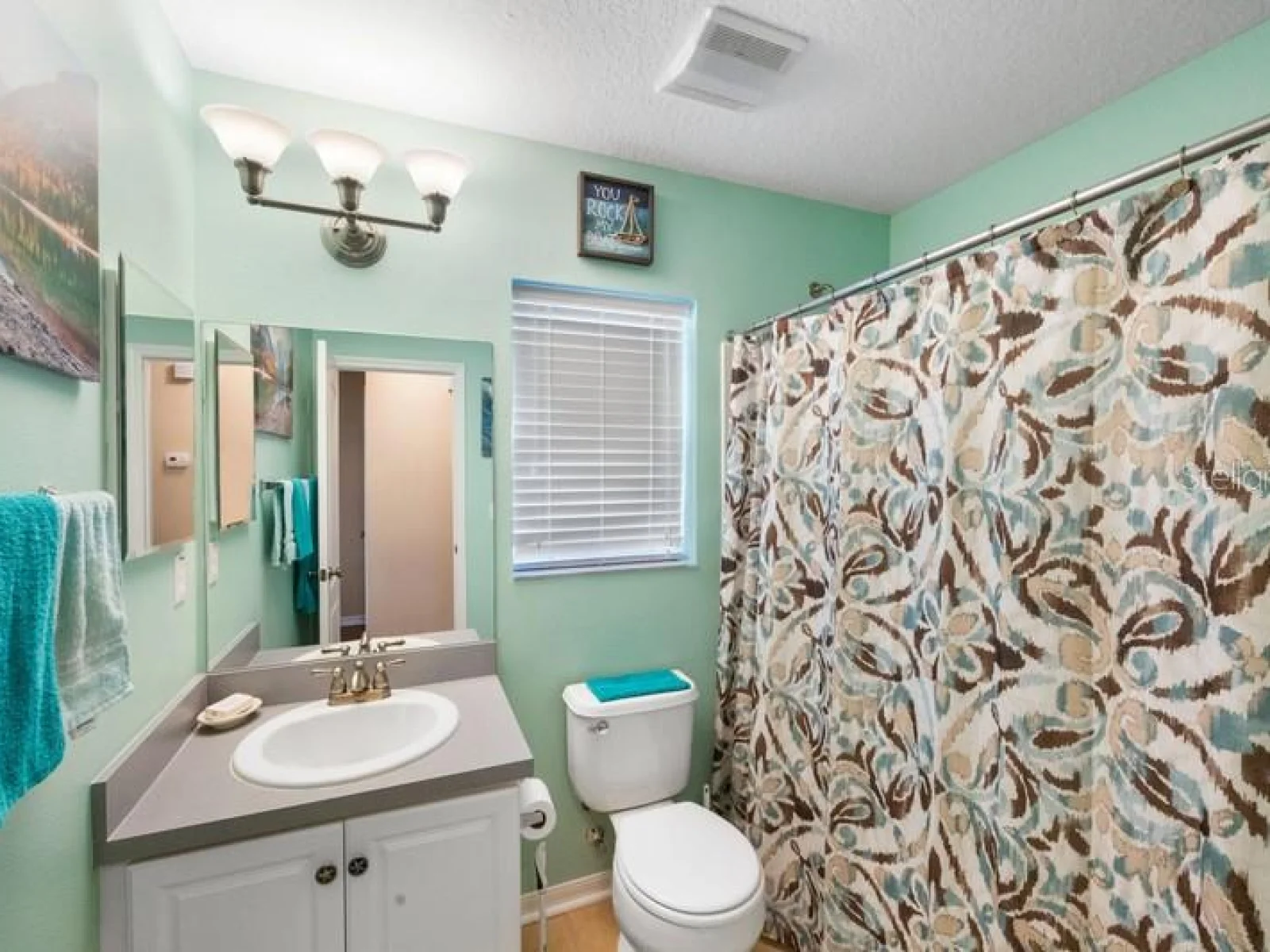 4564 LIMERICK DR, TAMPA, FL — photo 28