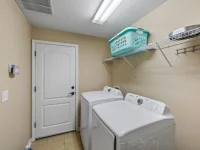 4564 LIMERICK DR — photo 32