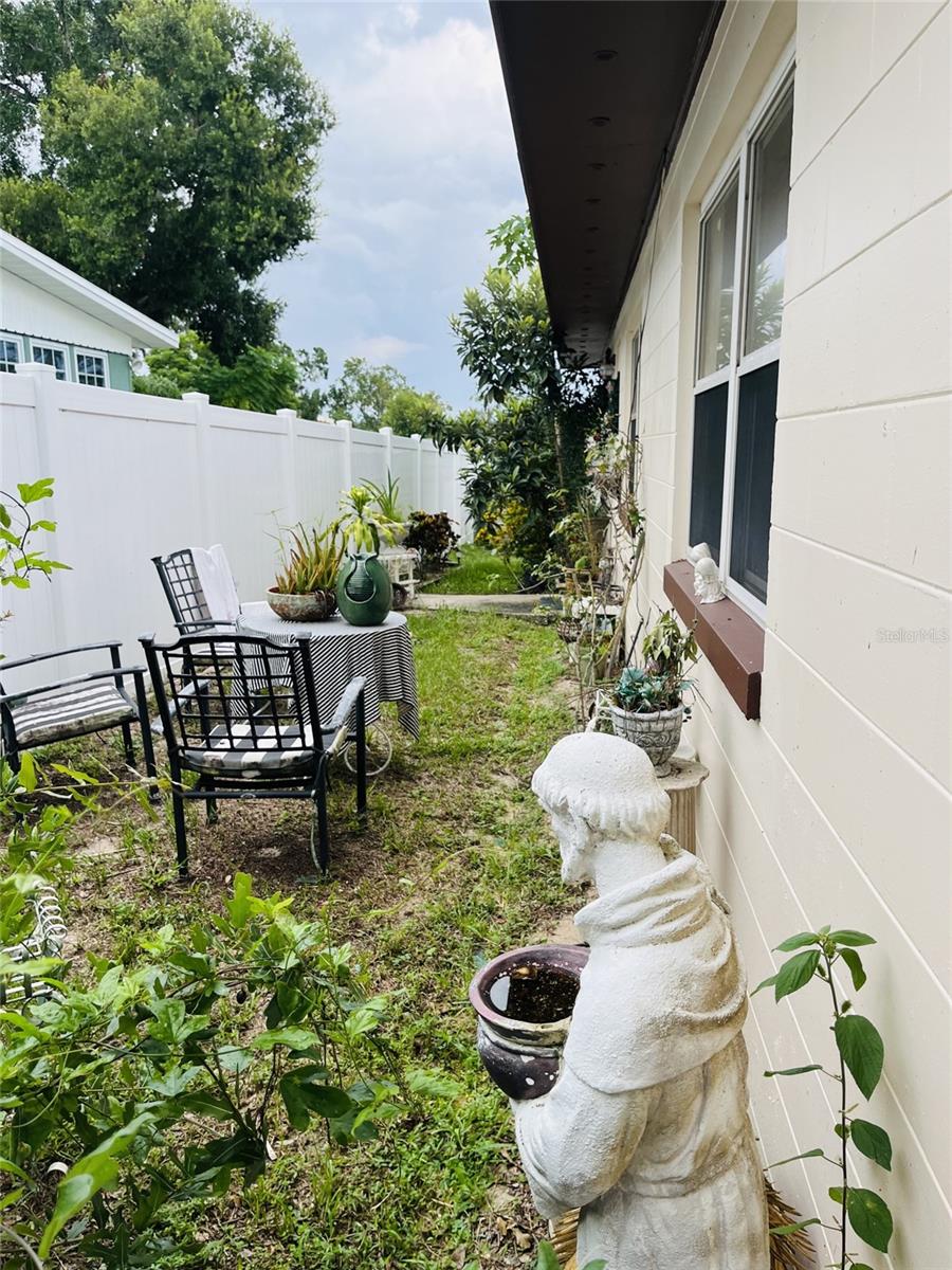 883 10TH ST, CLERMONT, FL — photo 32