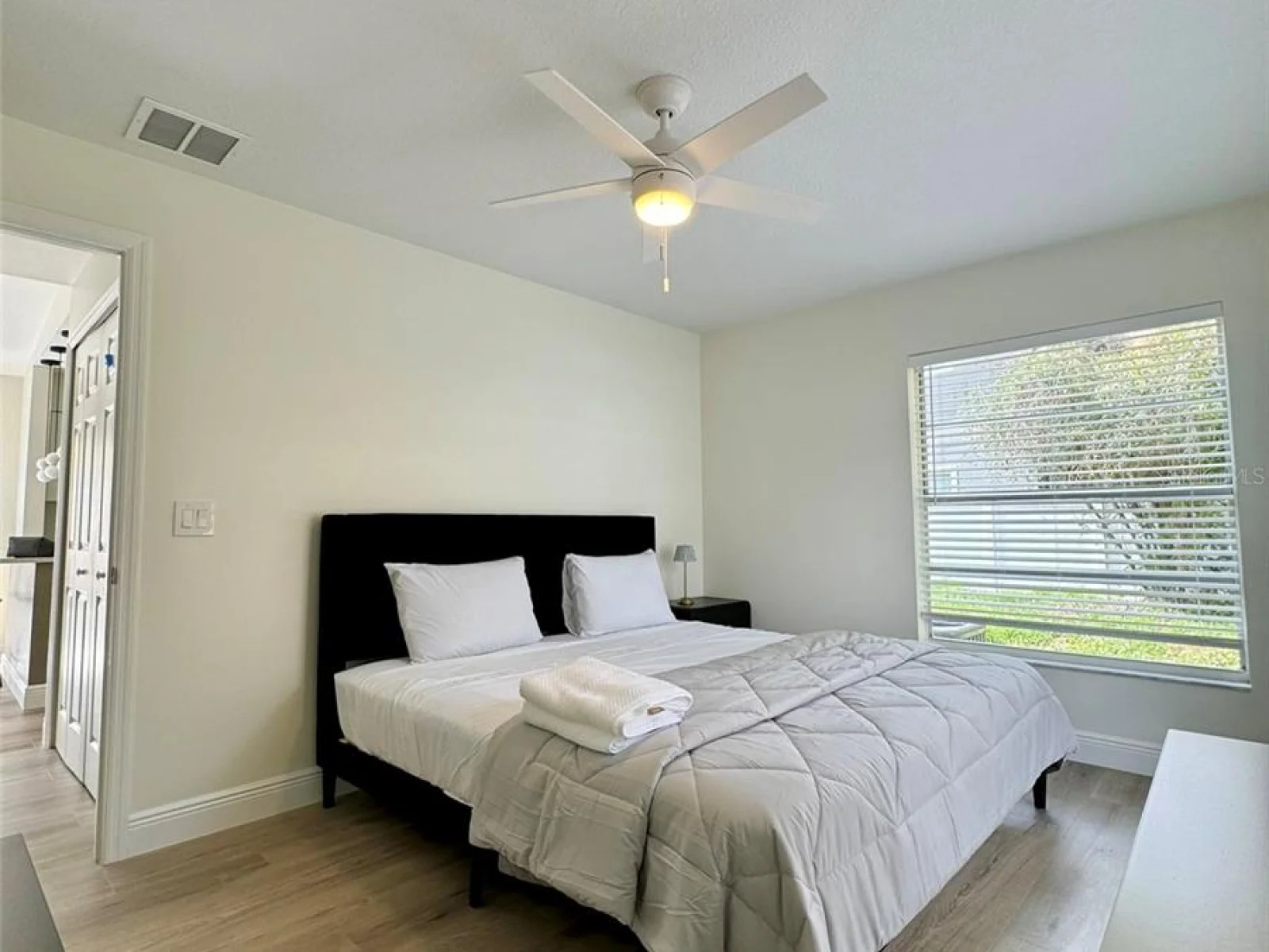 2414 CENTER AVE, ORLANDO, FL — photo 9