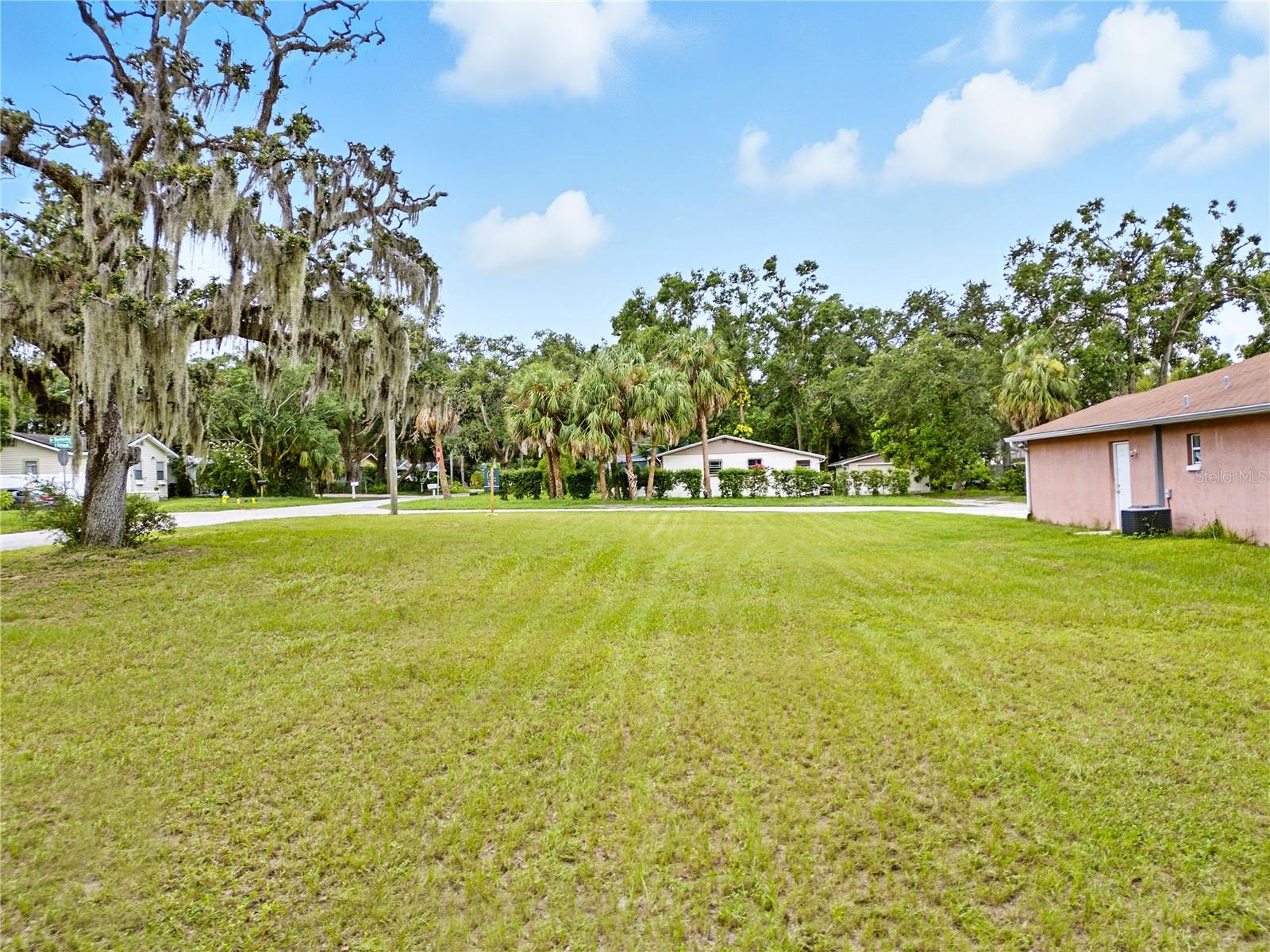 301 W KENTUCKY AVE, TAMPA, FL — photo 28