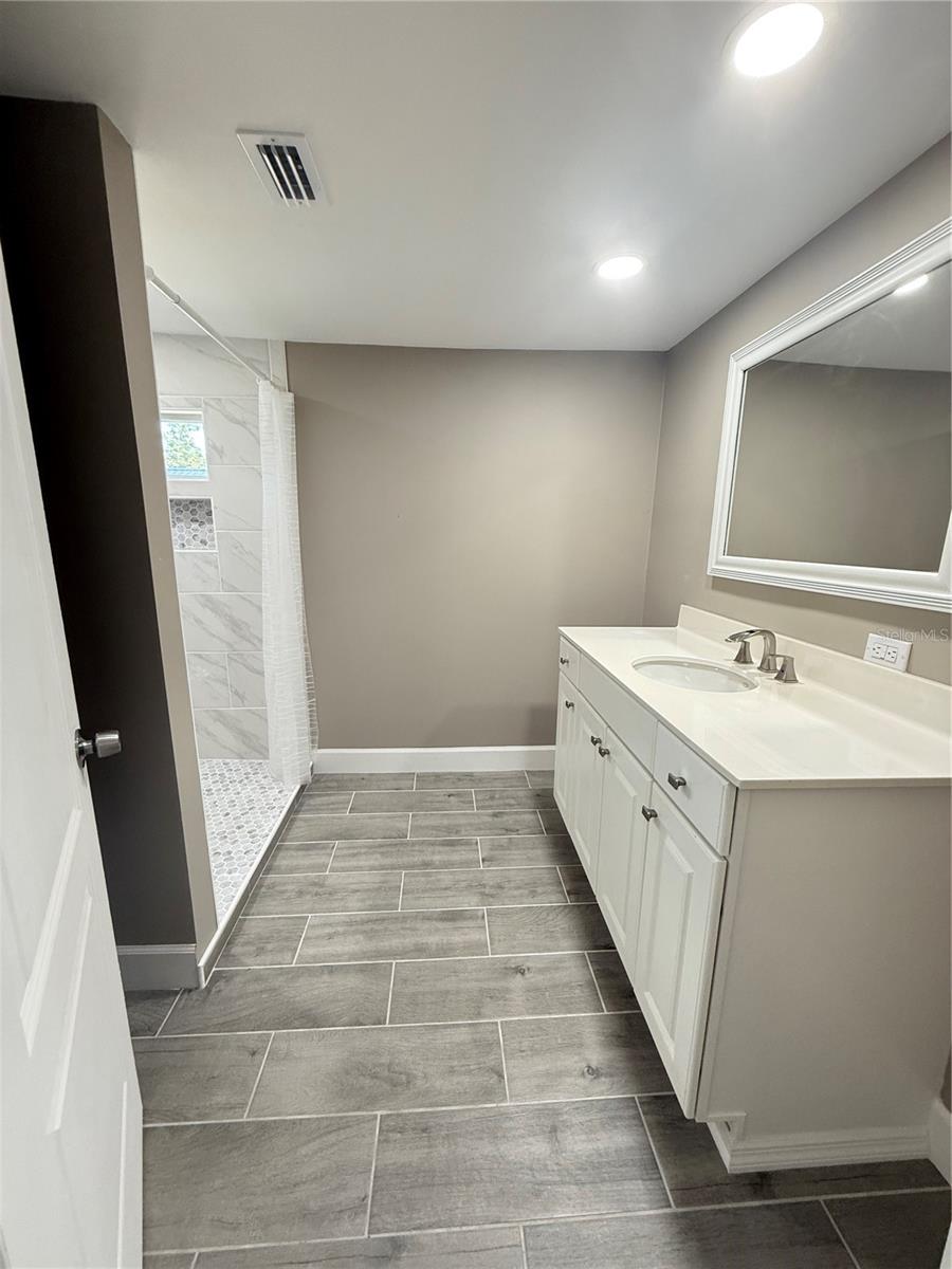 426 BECTON ST, FROSTPROOF, FL — photo 17