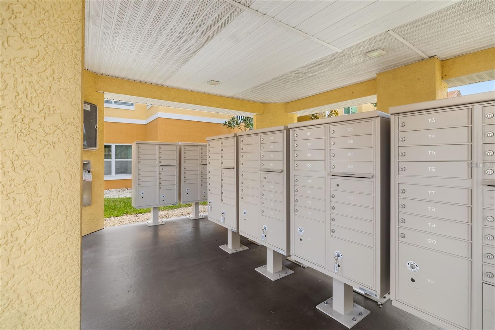 10764 70TH AVE #1304, SEMINOLE, FL — photo 48
