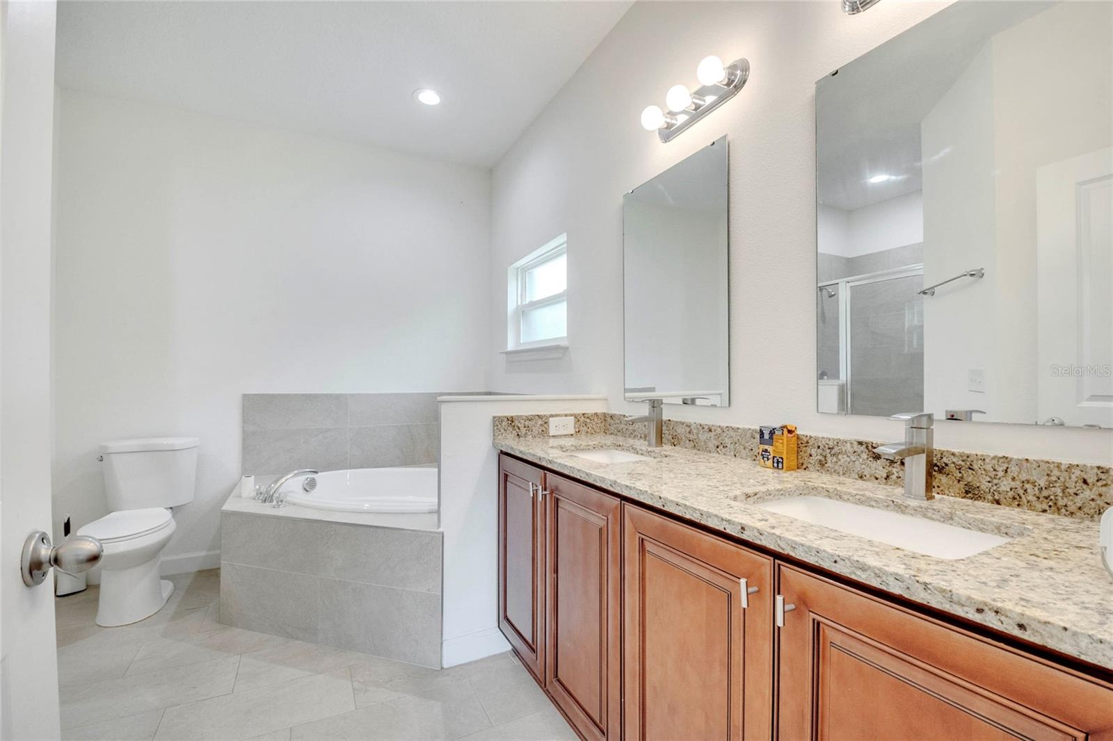 228 AMESBURY LN, KISSIMMEE, FL — photo 7