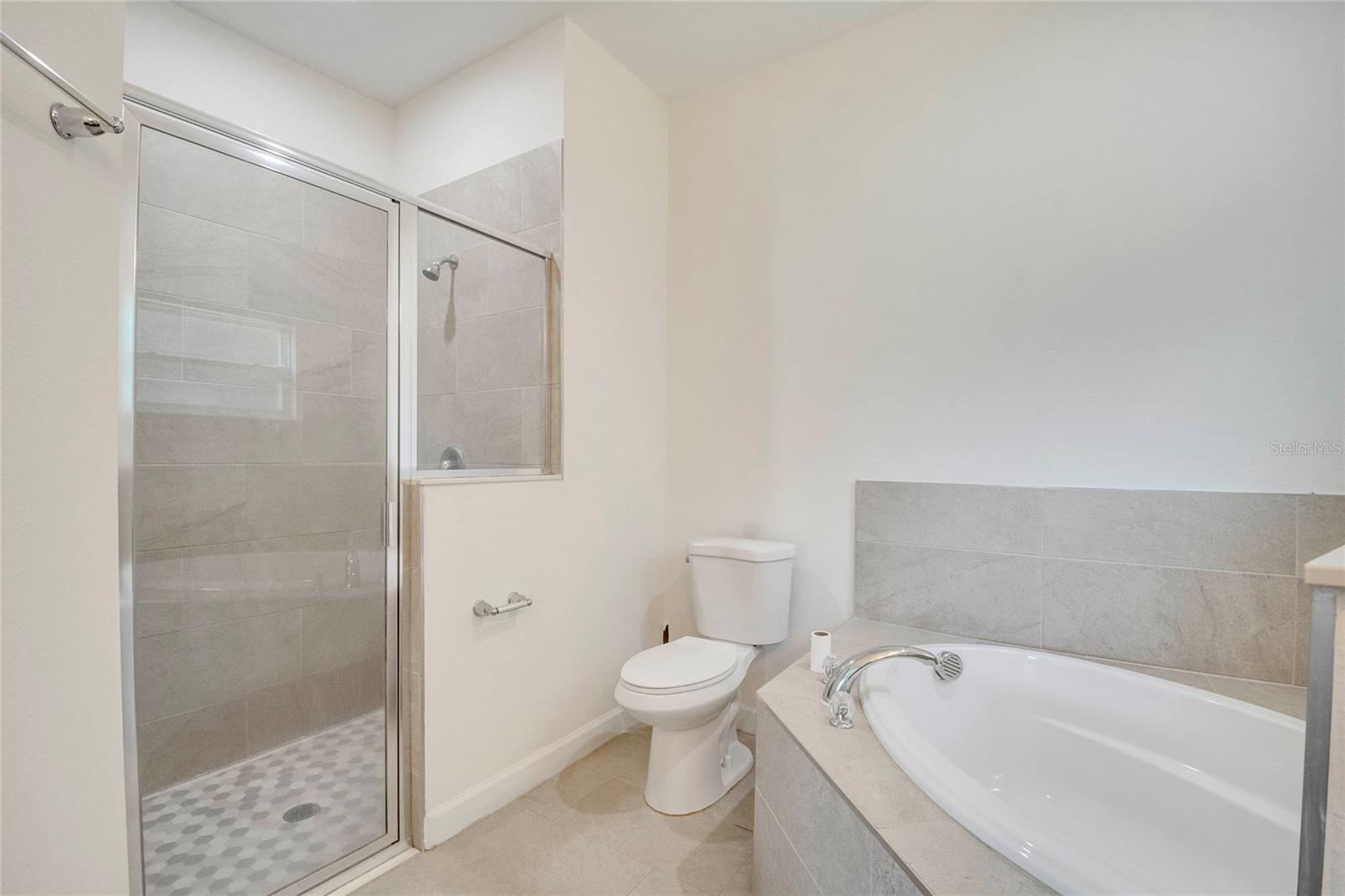 228 AMESBURY LN, KISSIMMEE, FL — photo 8