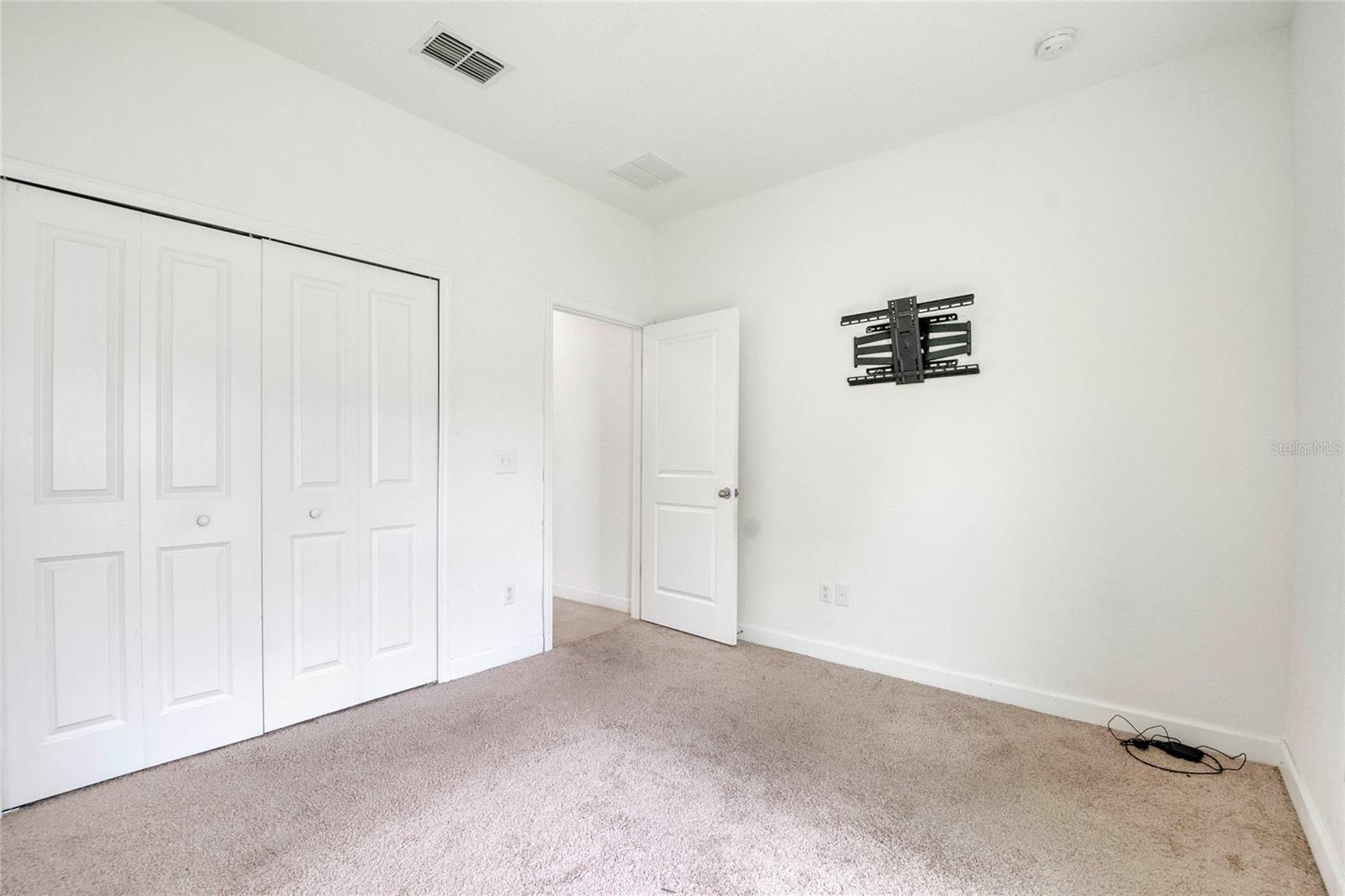 228 AMESBURY LN, KISSIMMEE, FL — photo 9