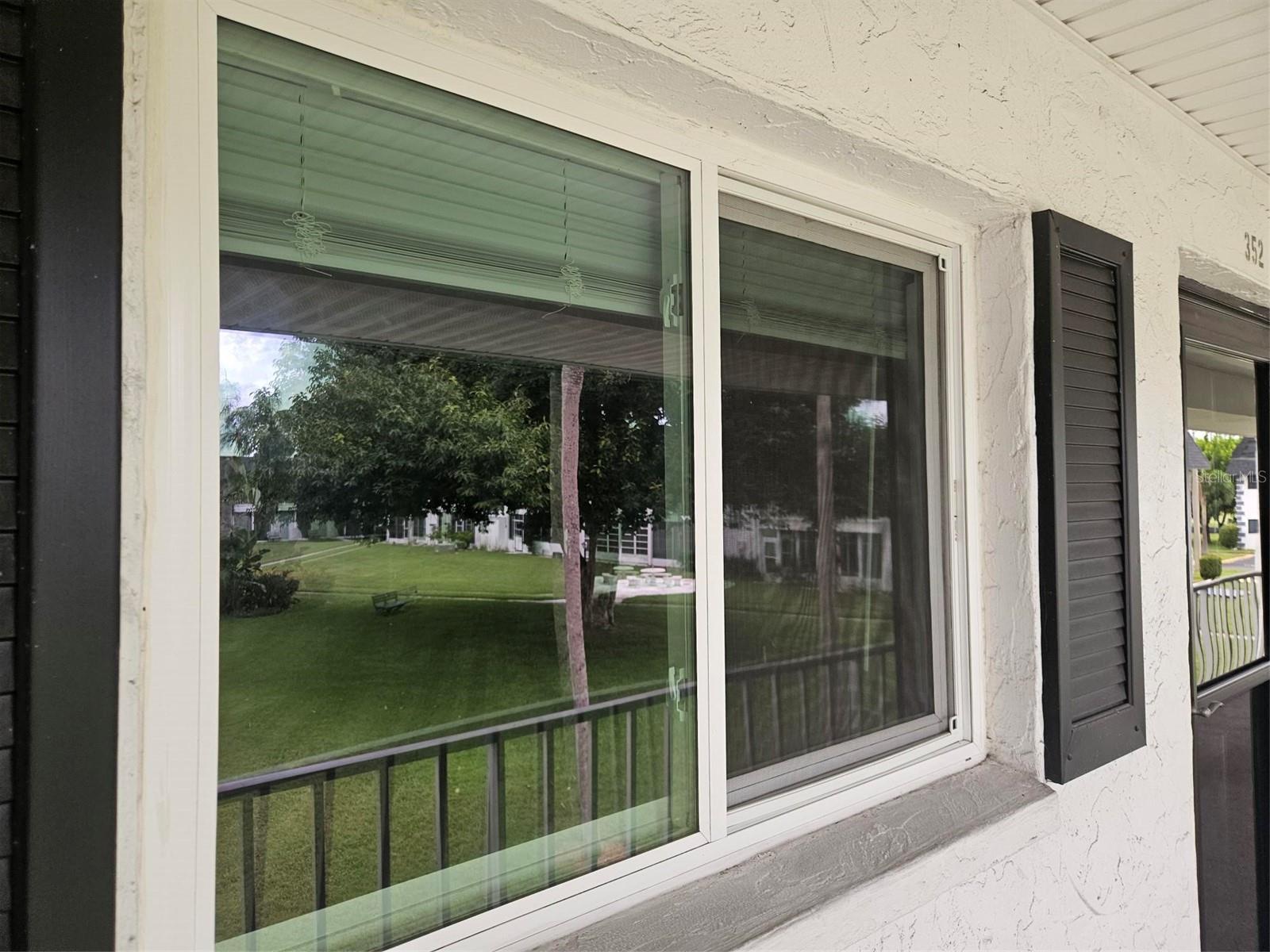 303 47TH AVENUE DR W #352, BRADENTON, FL — photo 2