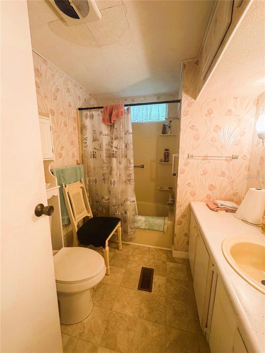 106 DOGWOOD TRL, LEESBURG, FL — photo 43