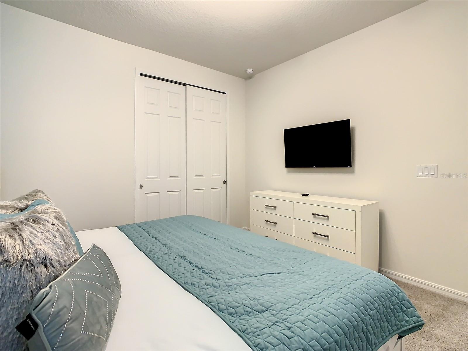 8919 TROPICAL HAVEN CT, KISSIMMEE, FL — photo 45