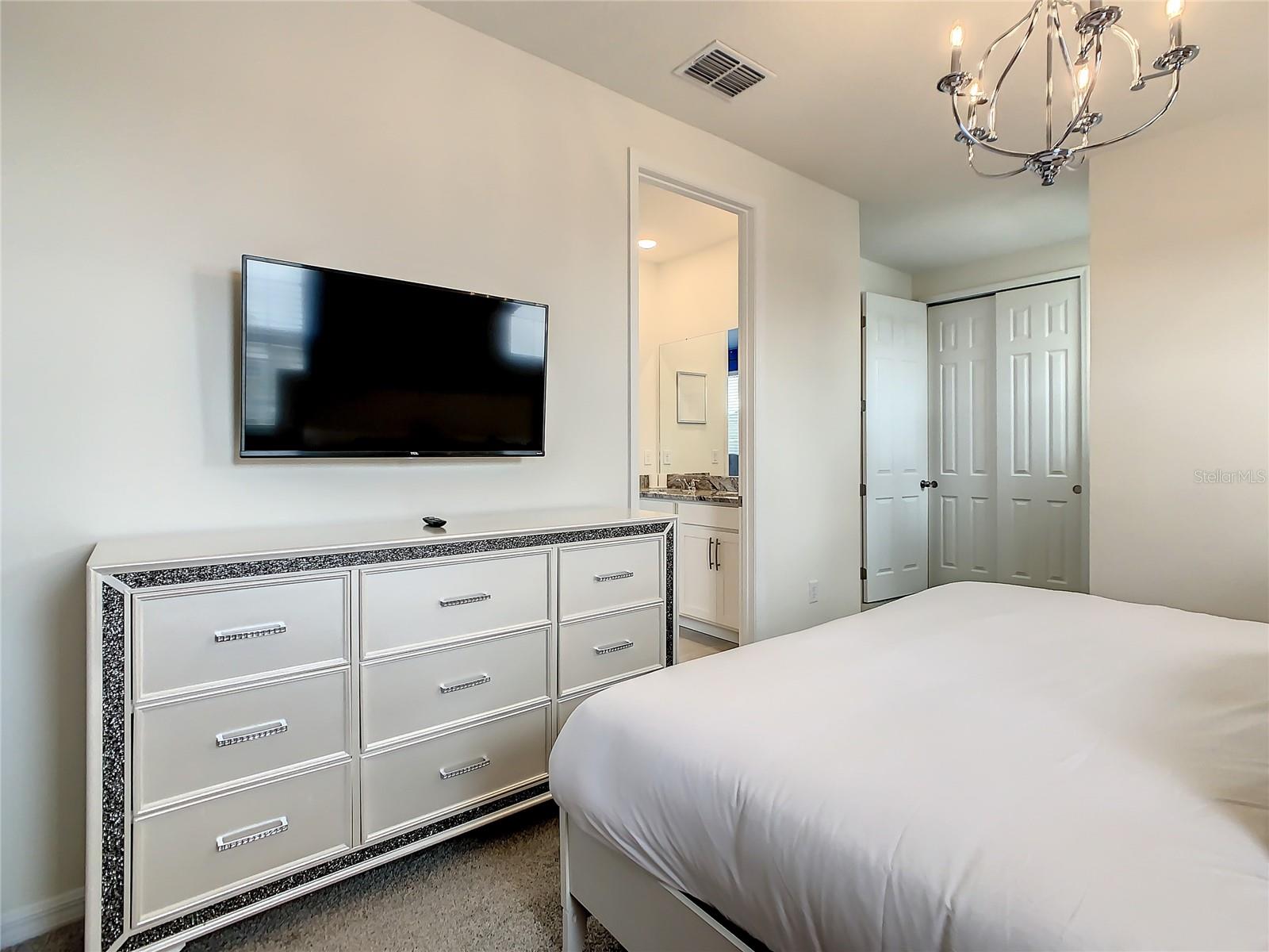 8919 TROPICAL HAVEN CT, KISSIMMEE, FL — photo 52