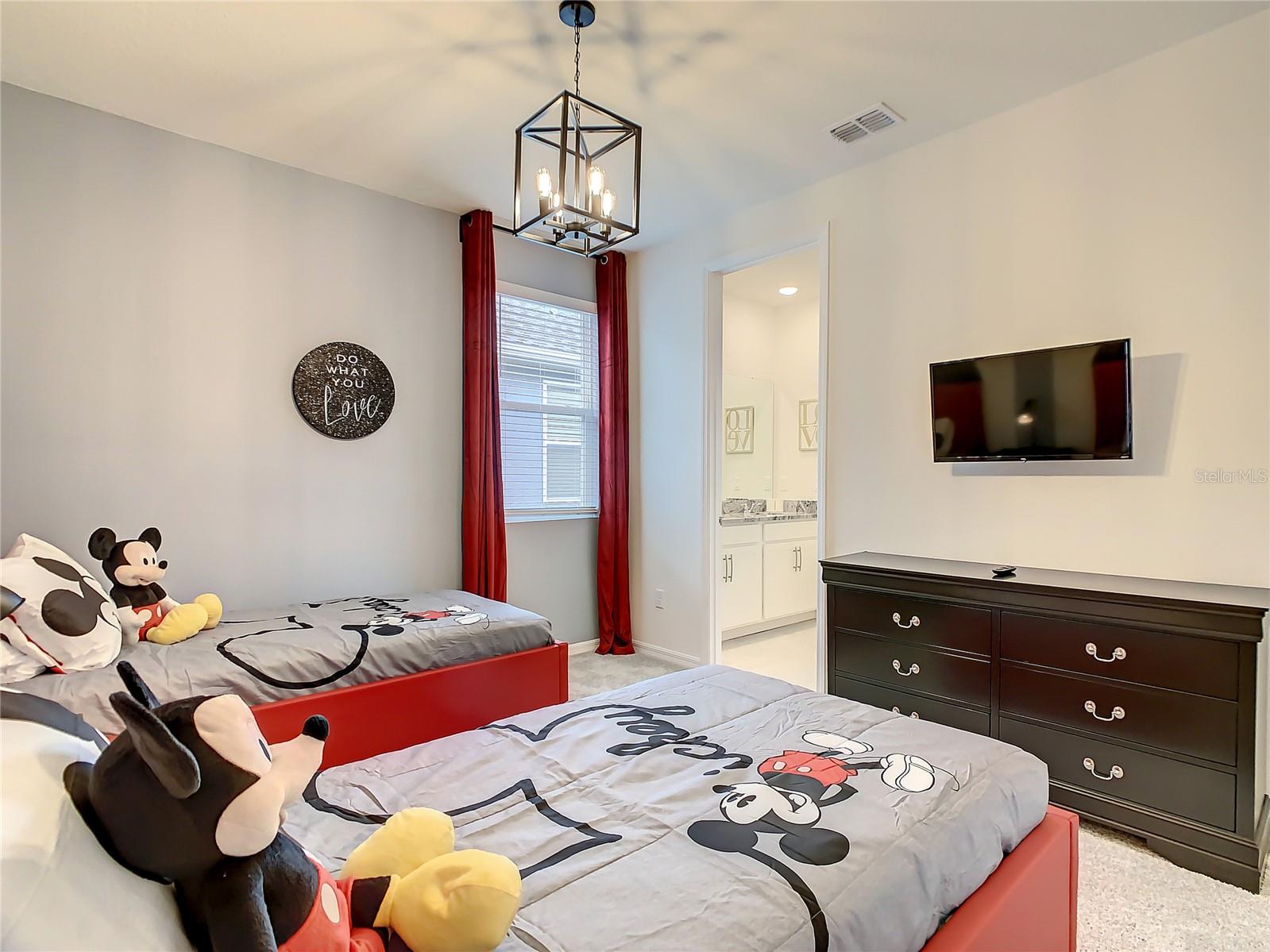 8919 TROPICAL HAVEN CT, KISSIMMEE, FL — photo 59
