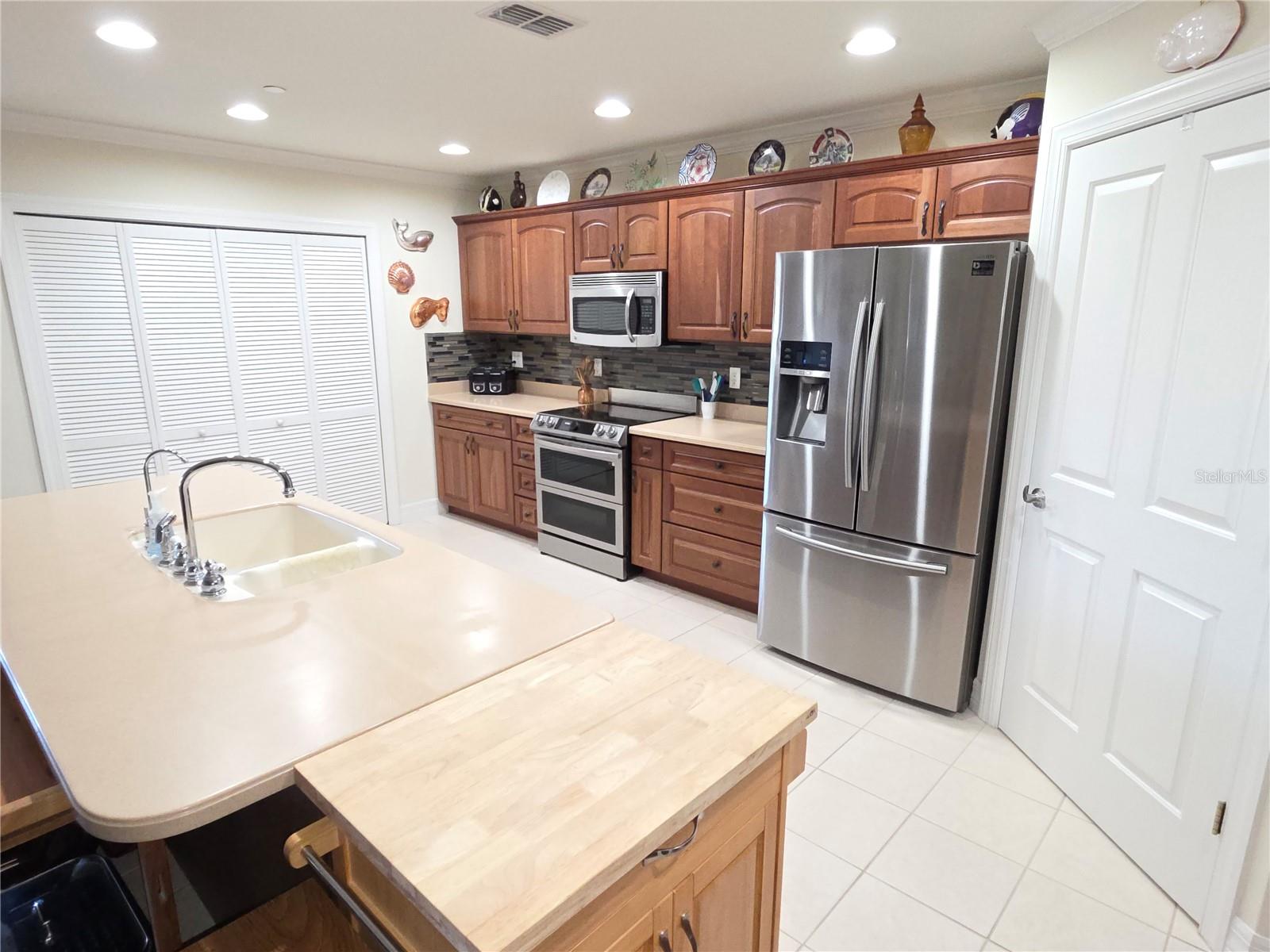 8152 SOUTHERN PINES DR, BROOKSVILLE, FL — photo 4