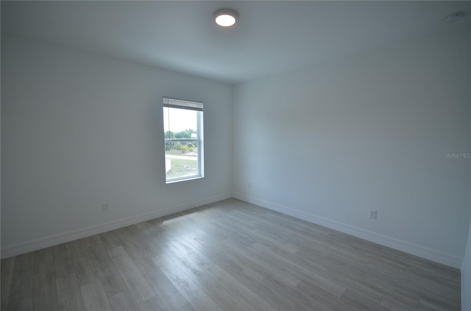 272 PELTON CIR, PORT CHARLOTTE, FL — photo 17