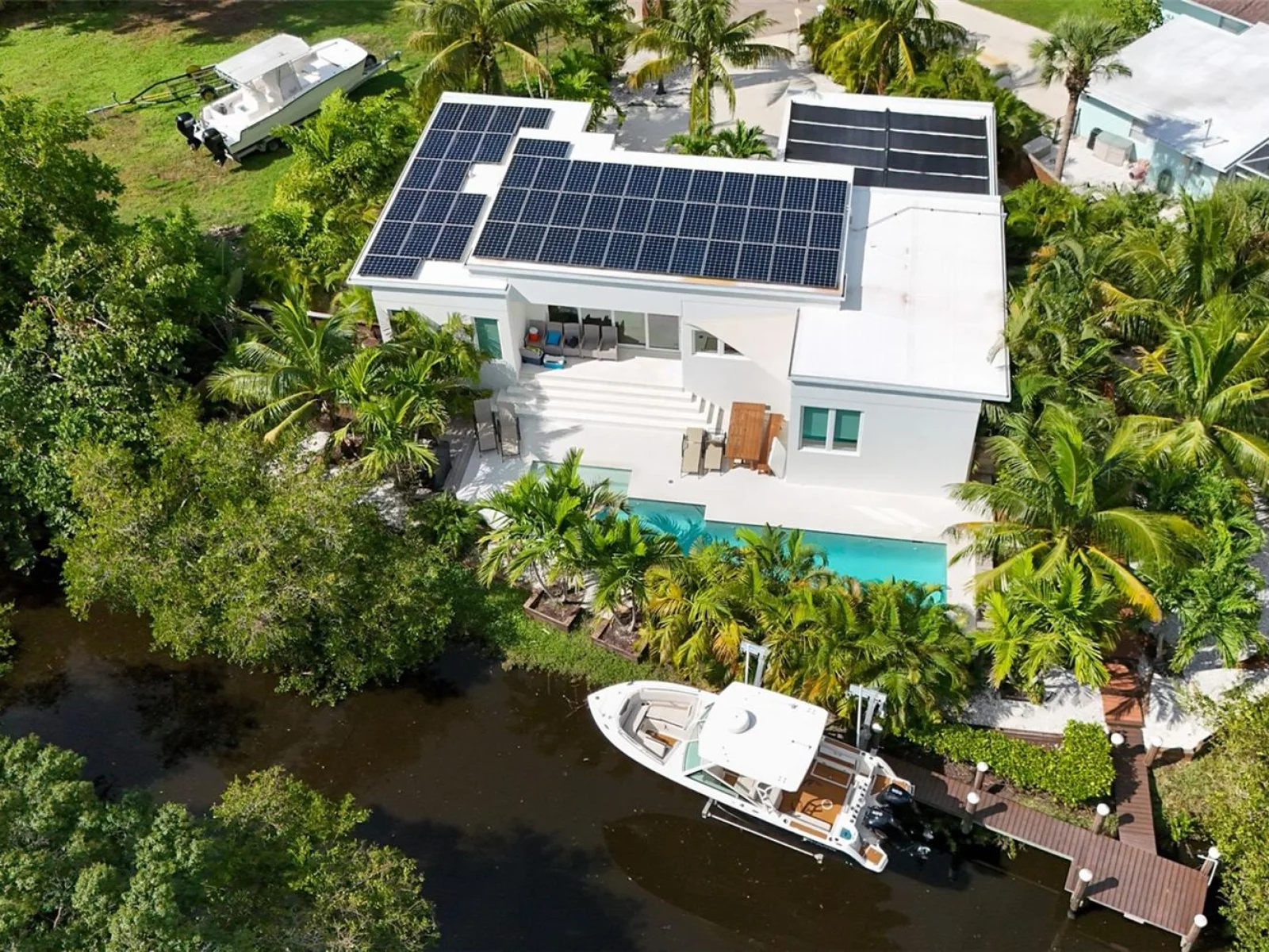 2408 NASSAU ST, SARASOTA, FL — photo 49