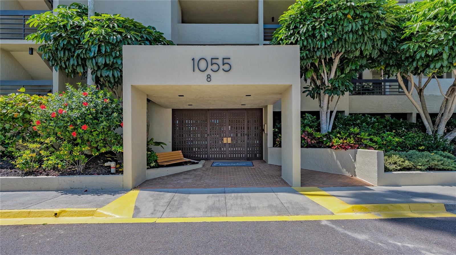 1055 GULF OF MEXICO DR #504, LONGBOAT KEY, FL — photo 3