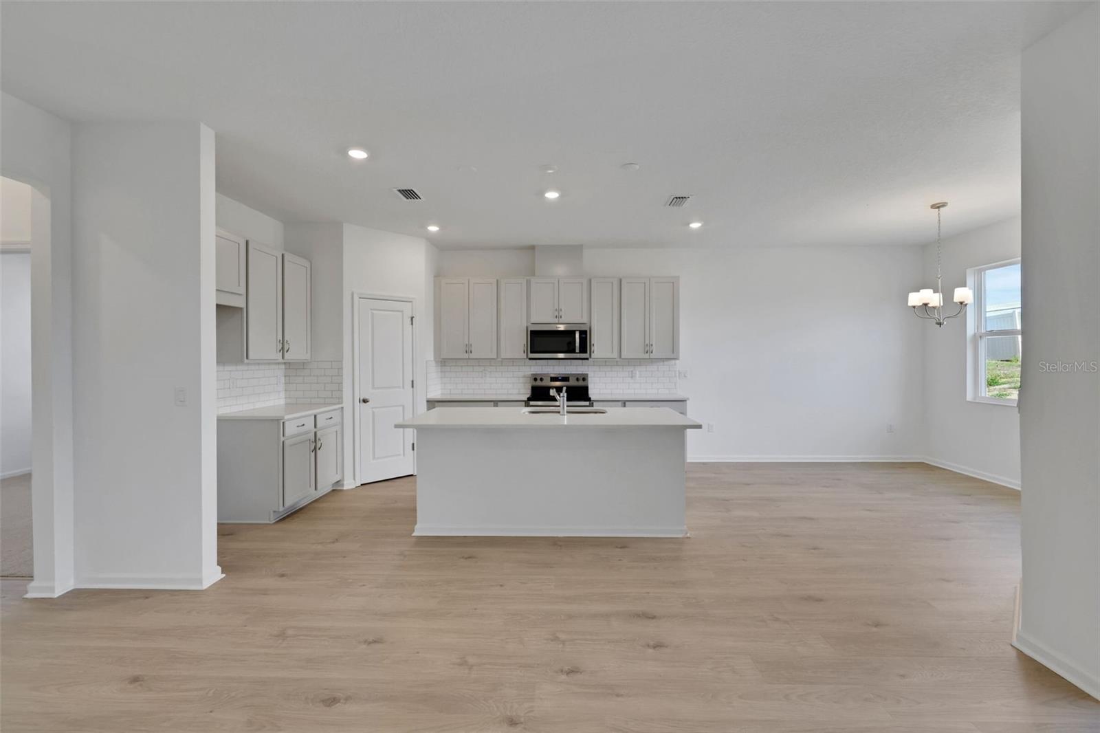 2866 SUPERMARINE RD, TAVARES, FL — photo 14