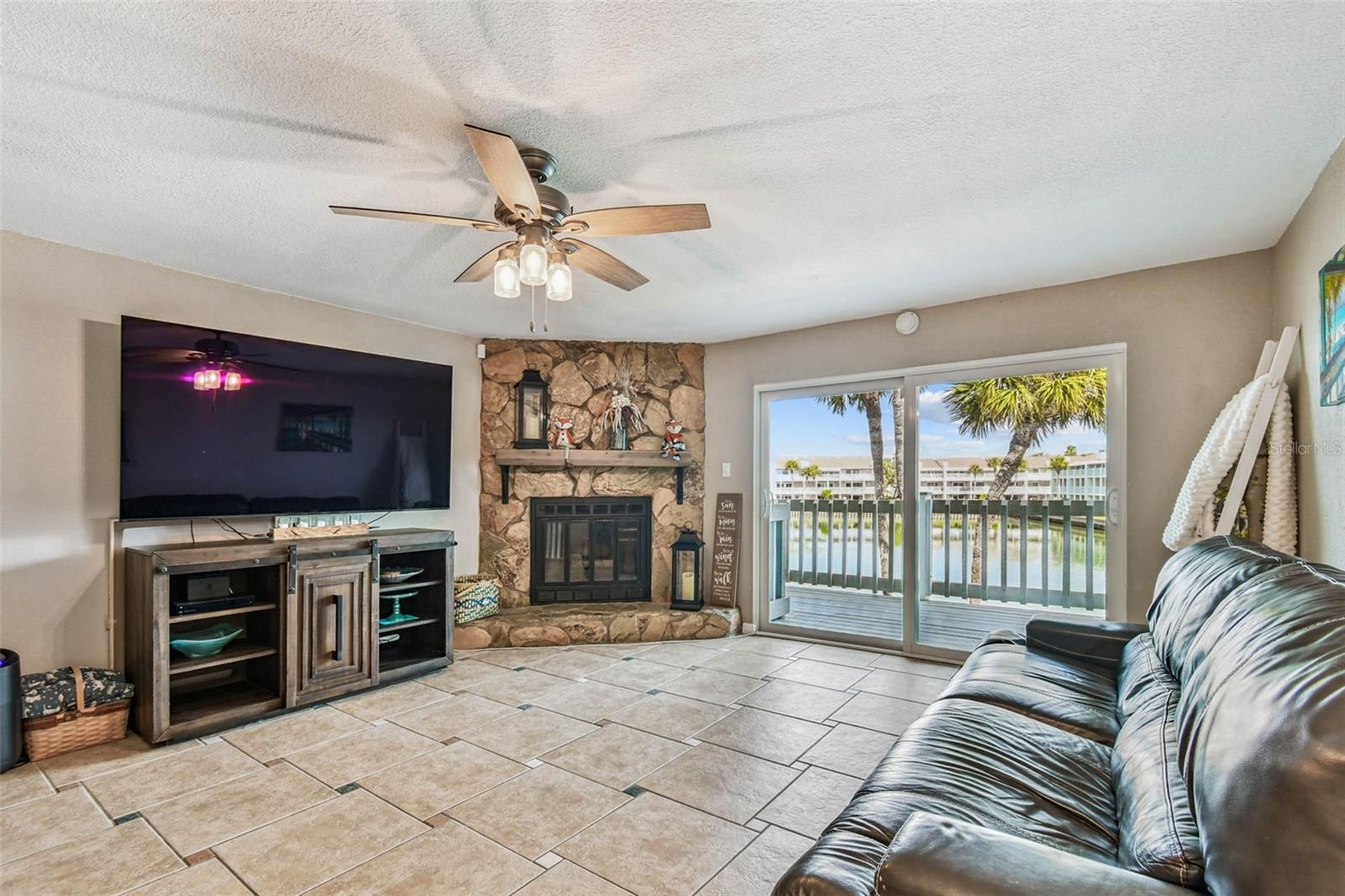 12134 CAPRI CIR S #803, TREASURE ISLAND, FL — photo 3