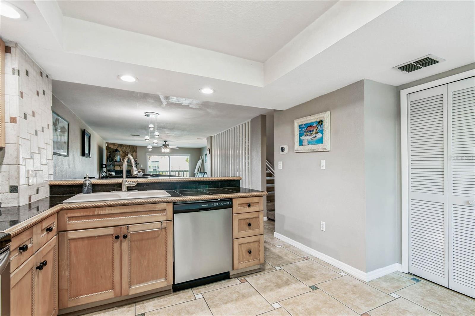 12134 CAPRI CIR S #803, TREASURE ISLAND, FL — photo 14