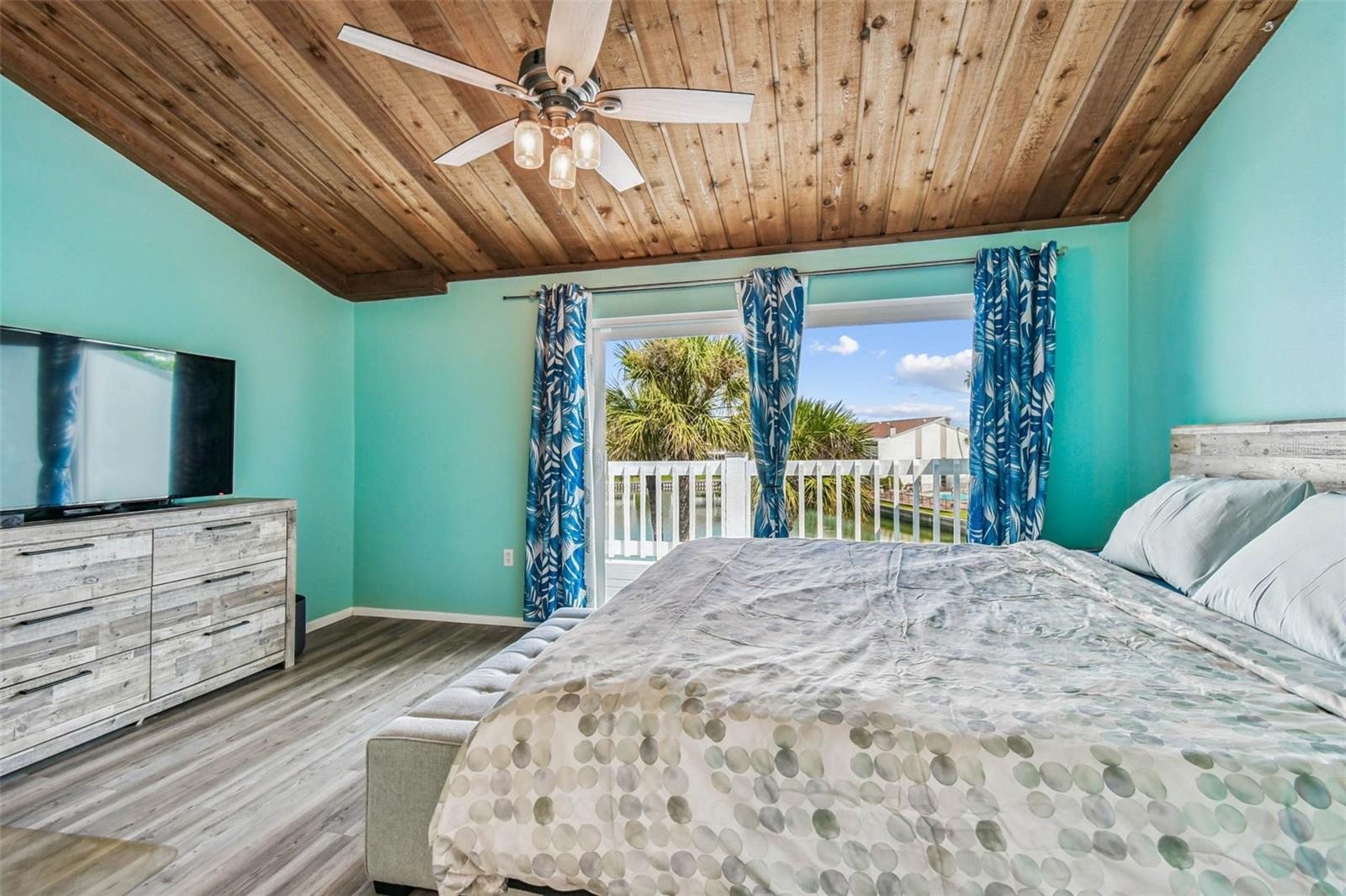 12134 CAPRI CIR S #803, TREASURE ISLAND, FL — photo 17