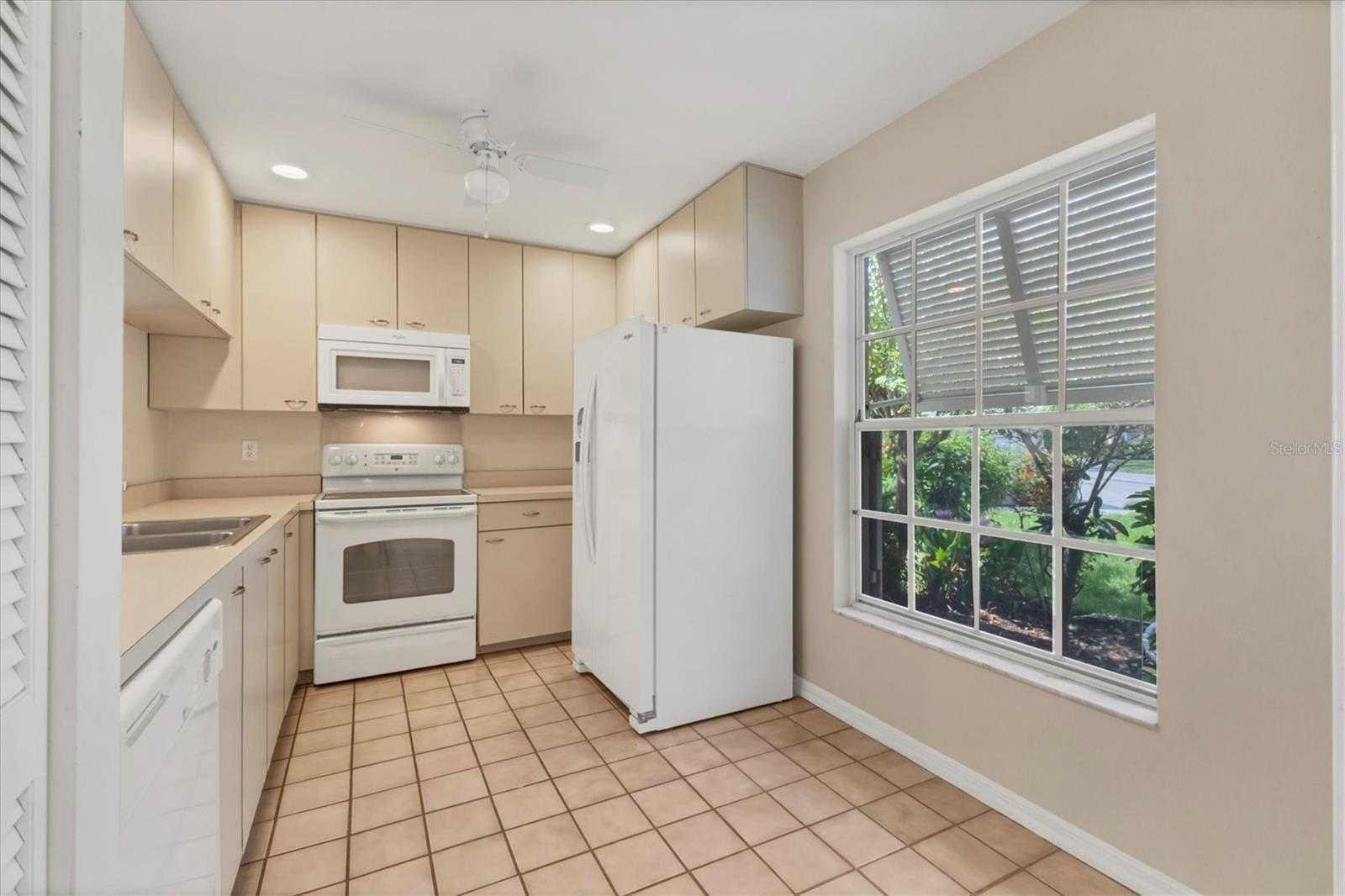 3244 RINGWOOD MDW #77, SARASOTA, FL — photo 12