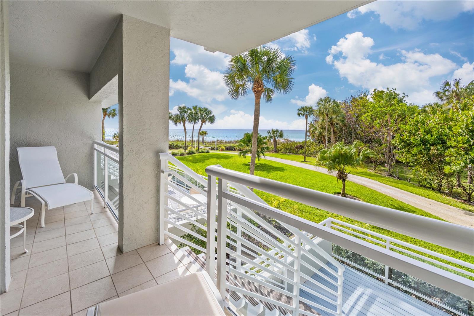 240 SANDS POINT RD #4102, LONGBOAT KEY, FL — photo 17