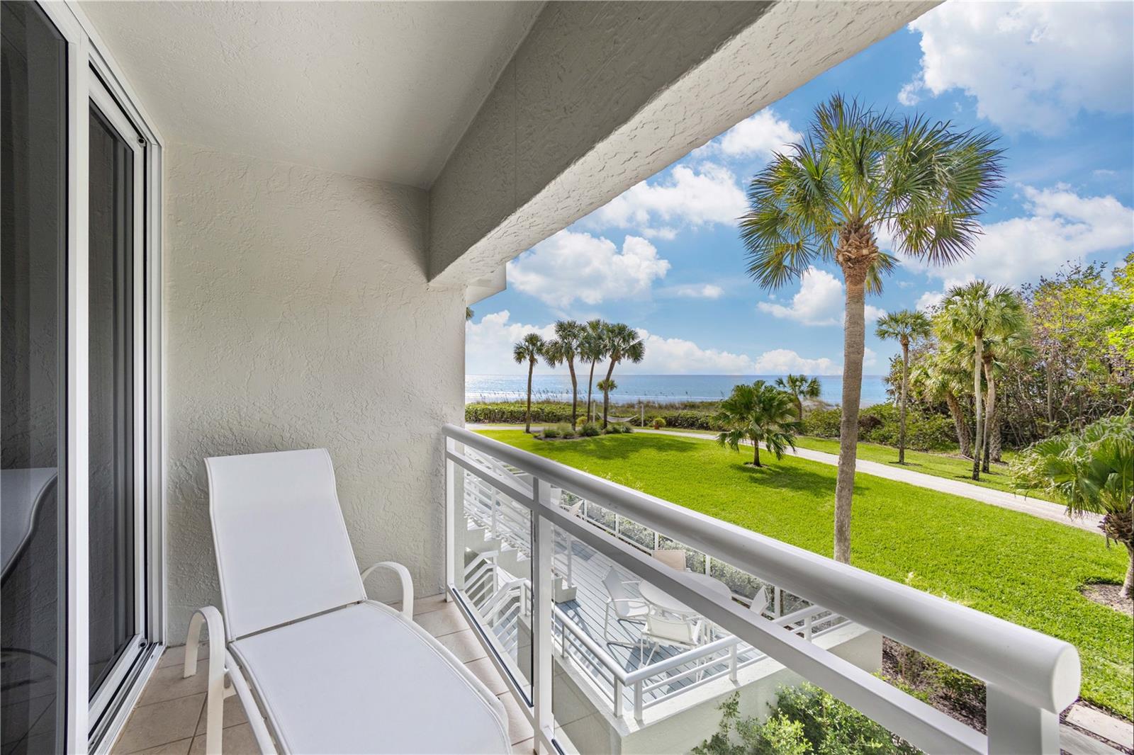 240 SANDS POINT RD #4102, LONGBOAT KEY, FL — photo 20