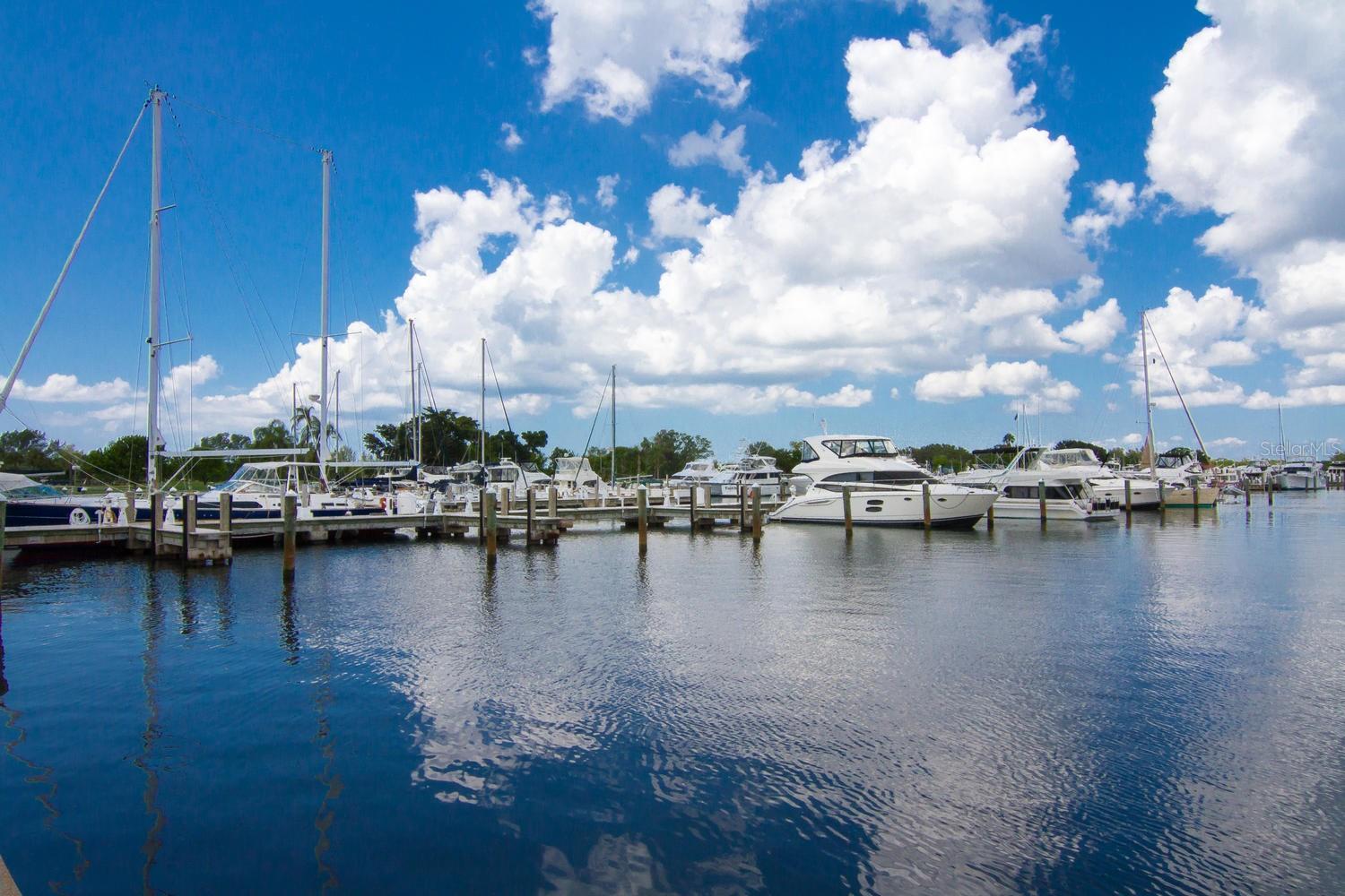 240 SANDS POINT RD #4102, LONGBOAT KEY, FL — photo 33