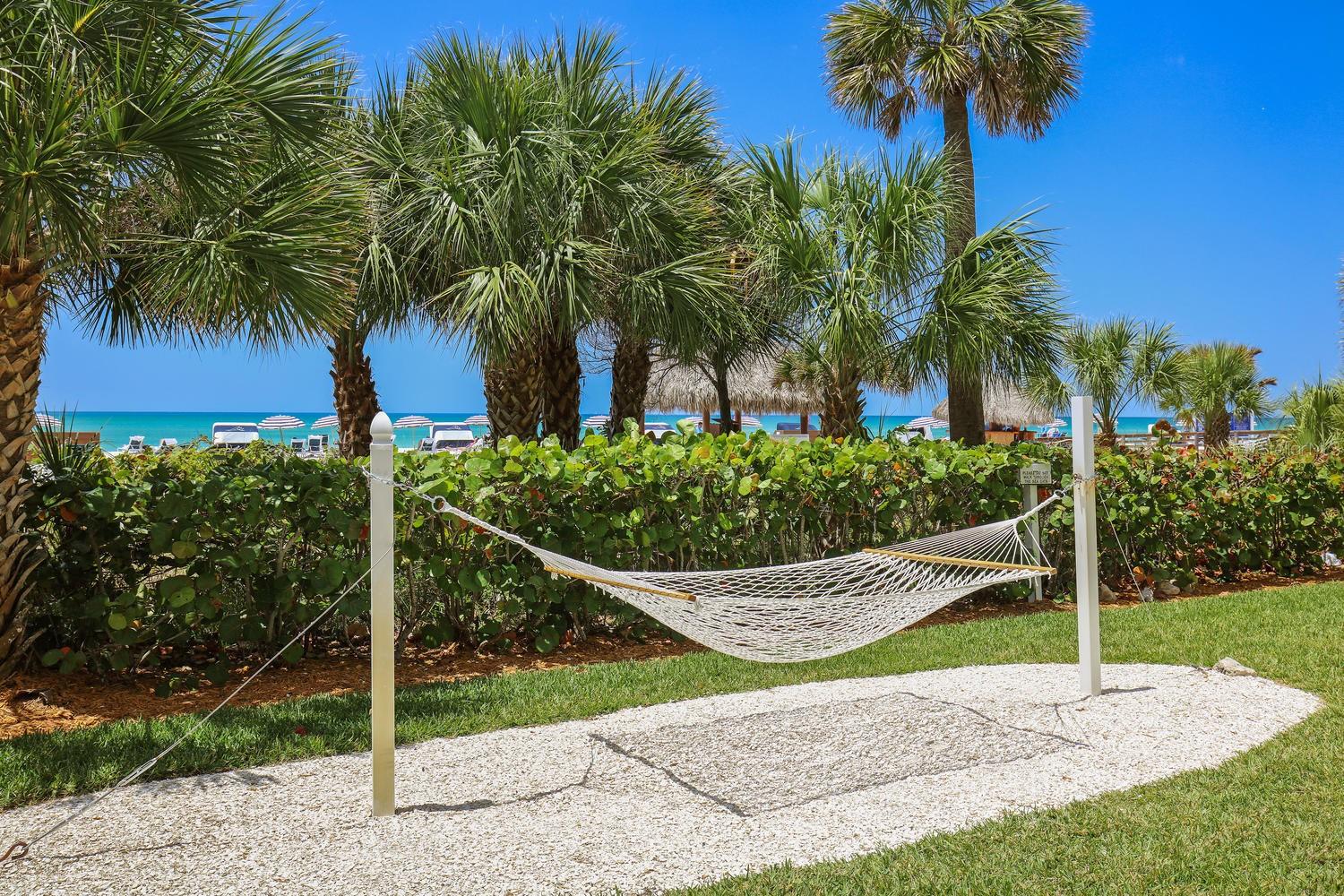240 SANDS POINT RD #4102, LONGBOAT KEY, FL — photo 35