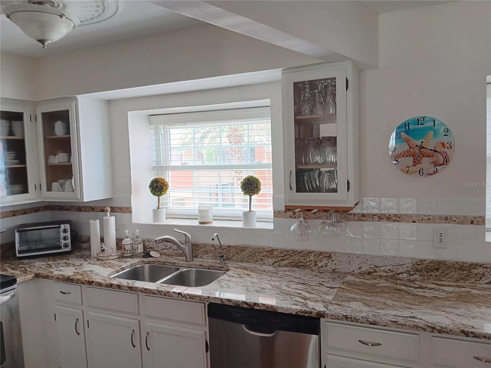 17960 GULF BLVD #118, REDINGTON SHORES, FL — photo 11