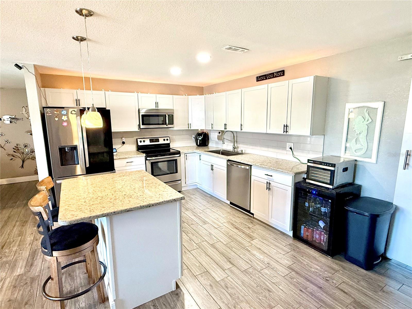 2815 SOUTHERN PKWY W, BRADENTON, FL — photo 4