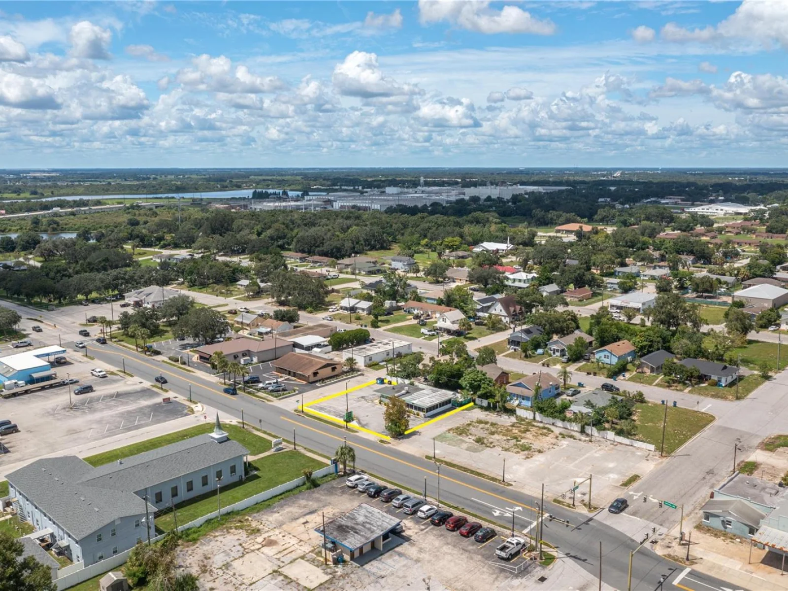 114 W CENTRAL AVE, LAKE WALES, FL — photo 32