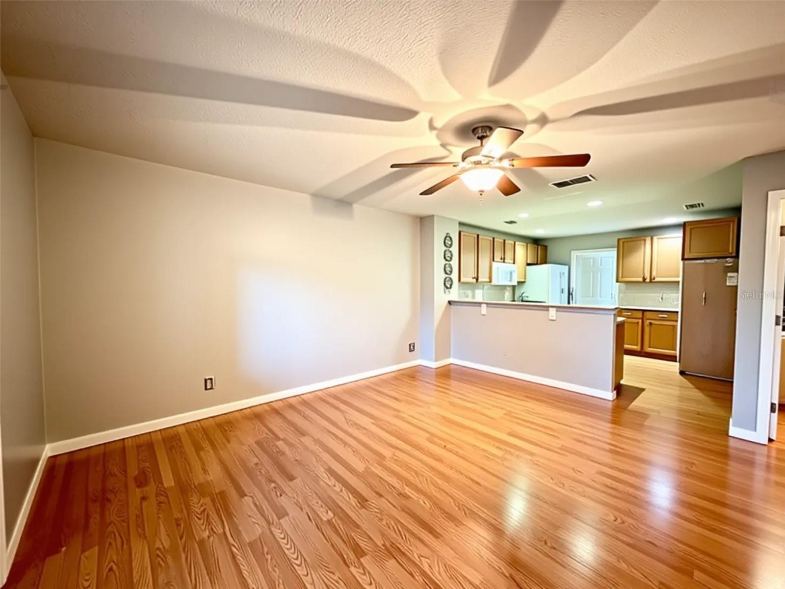 12406 NE 50TH VW, OXFORD, FL — photo 4