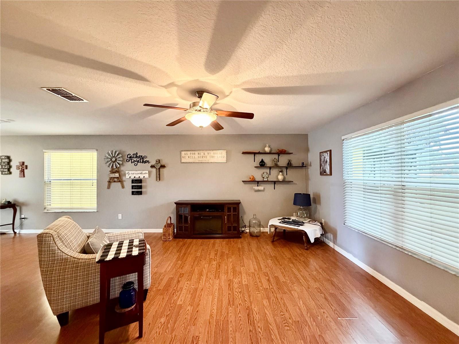 12406 NE 50TH VW, OXFORD, FL — photo 9