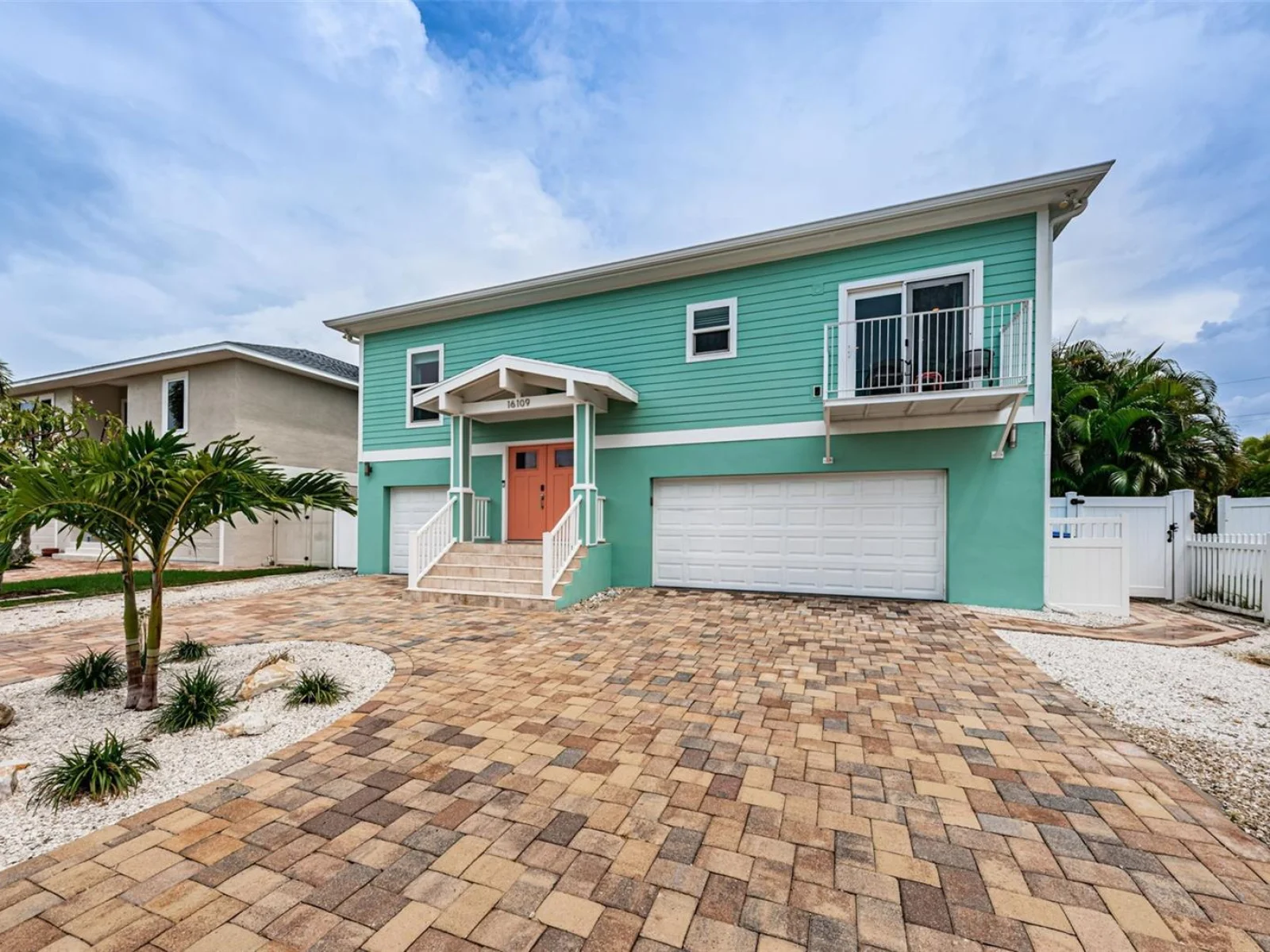 16109 3RD ST E, REDINGTON BEACH, FL — photo 17