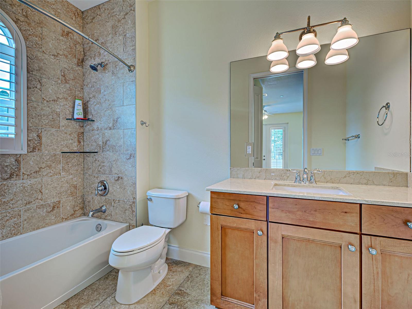 445 NOKOMIS AVE S #210, VENICE, FL — photo 56